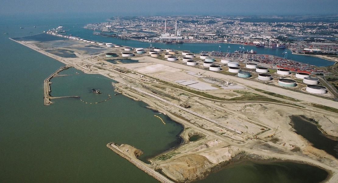 Overview of the port of Le Havre